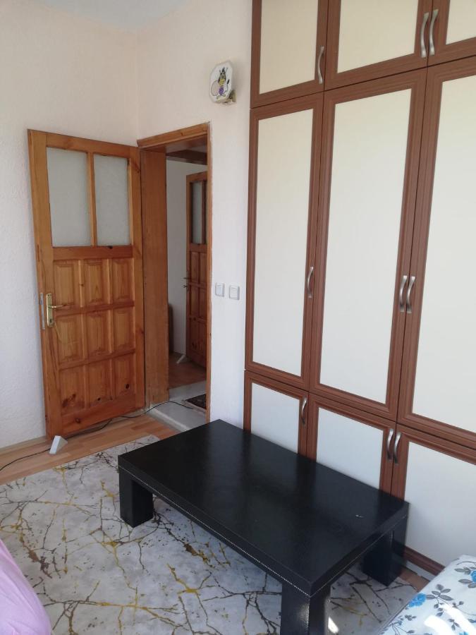 Adventurous Local Hostel Фетие Екстериор снимка