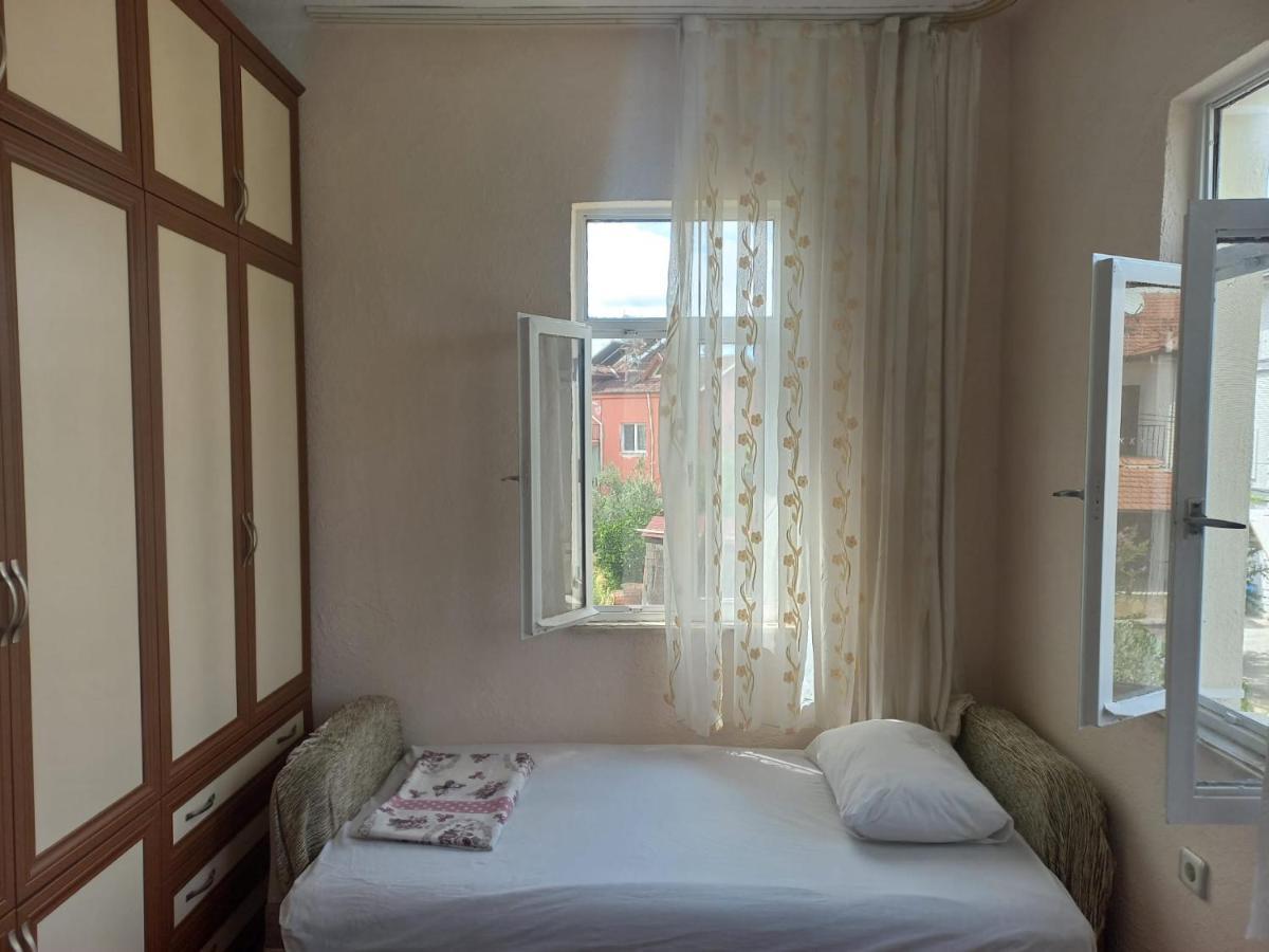 Adventurous Local Hostel Фетие Екстериор снимка