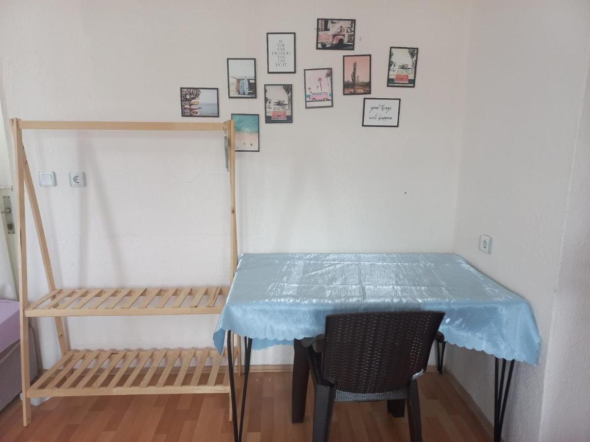 Adventurous Local Hostel Фетие Екстериор снимка