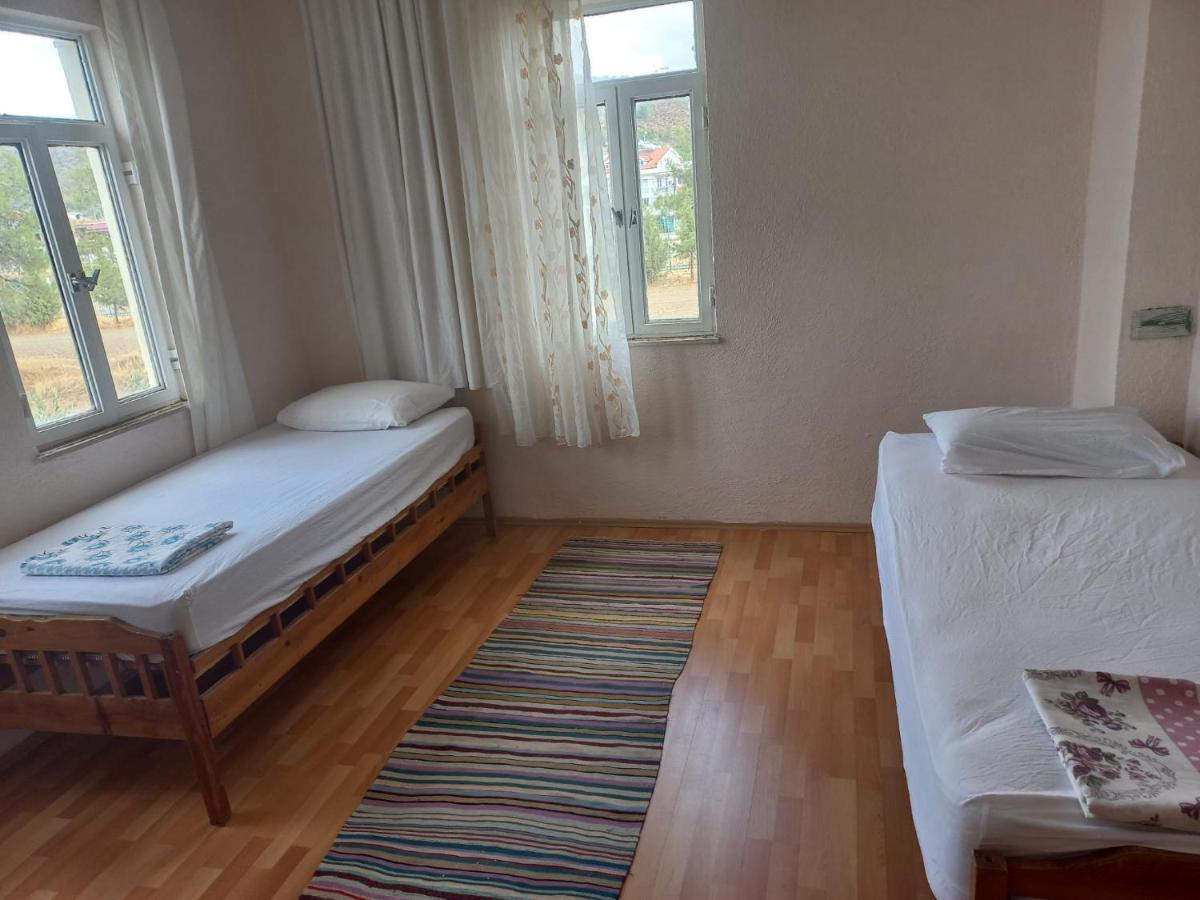 Adventurous Local Hostel Фетие Екстериор снимка